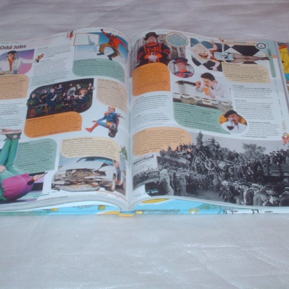 2022 Guinness Book of World Records hardback book - Picture 9 of 11